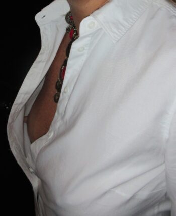 Silhouette envoûtante cherche aventure rencontre-Cougar-Paris