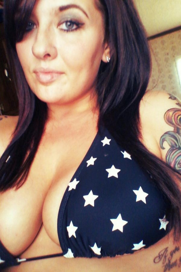 Mariage des potes, moi en solo pour un duo vocal rencontre-Libertine-Montpellier