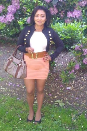 Yasmina - rencontre-MILF-Vesoul