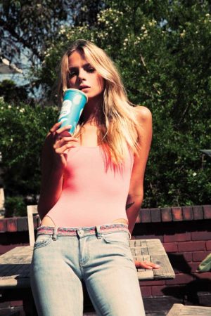 Peut-être autour d’un café ? Mélanie - rencontre-Teen-Villeurbanne