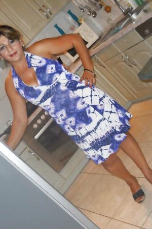 Léa - rencontre-MILF-Nîmes