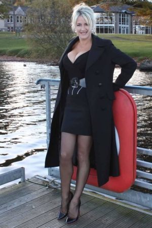 Lena - rencontre-Milf-Nantes