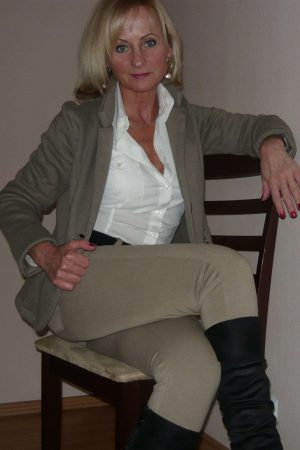 Chaleur humaine demandée Mélanie - rencontre-Cougar-Cagnes-sur-Mer