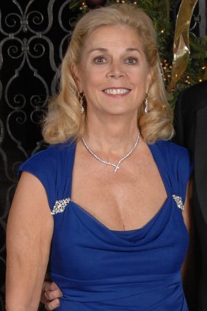 Soirée tranquille à la maison, envie de chaleur! Lydia - rencontre-MILF-Corbeil-Essonnes