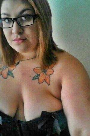 Brise la routine, ensemble au naturel Clara - rencontre-Milf-Cagnes-sur-Mer