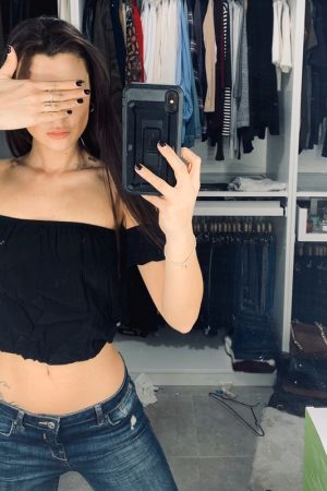 Je sors d’un rendez-vous et je me sens vivante Lina - rencontre-Teen-Nîmes