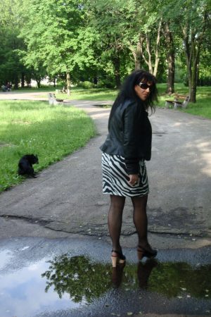 Emilie - rencontre-Cougar-Saint-Herblain